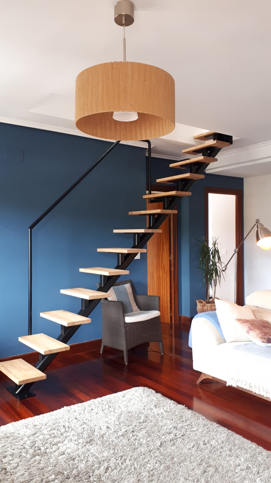 fabricantes e instaladores de escaleras en bilbao bizkaia gorliz. escaleras de interior escaleras a medida