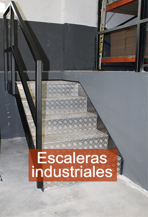 escaleras_metalicas_de_hierro_en_donostia_san_sebastian_a_medida.jpg