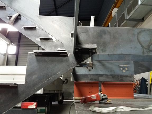 FABRICANTES_DE_ESCALERAS_METALICAS_Y_DE_MADERA_EN_PAMPLONA.jpg