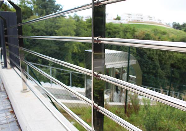 Especialistas en barandillas de acero inoxidable Aisi 316 para exteriores