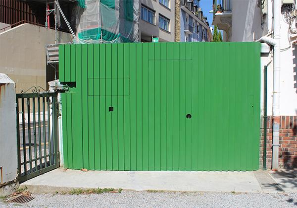 cerramiento_exterior_ocultacion_lamas_chapa_galvanizada_donostia.jpg