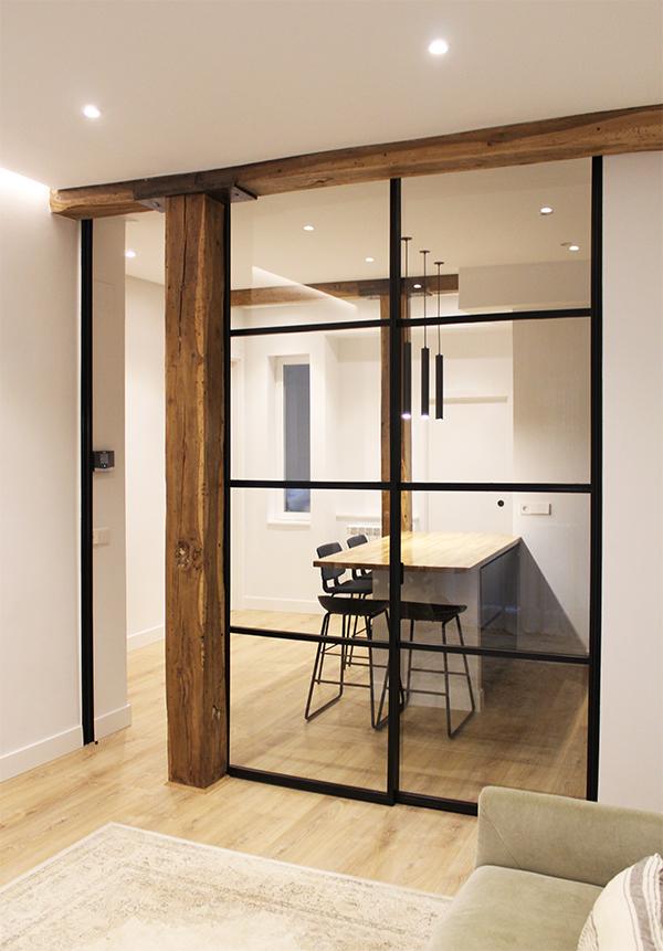 cierre_interior_acero_y_vidrio_san_sebastian.jpg