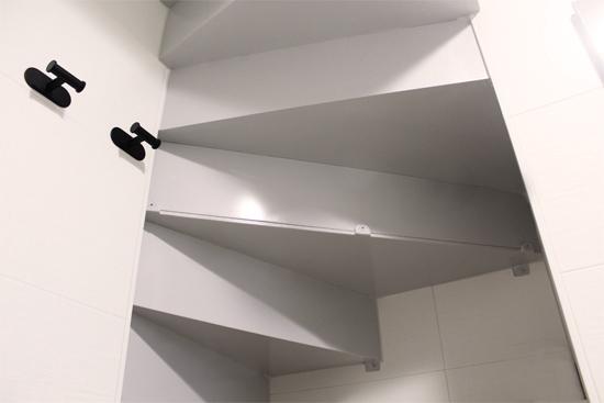 como_instalar_una_escalera_de_chapa_plegada_y_continua.jpg