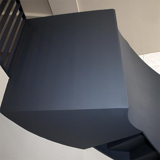 descansillo_en_escalera_interior_de_estructura_de_acero_en_leon.jpg