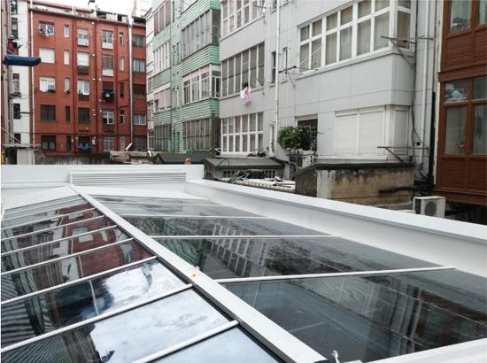 empresas_especialistas_en_la_fabricacion_de_lucernarios_en_bilbao.jpg