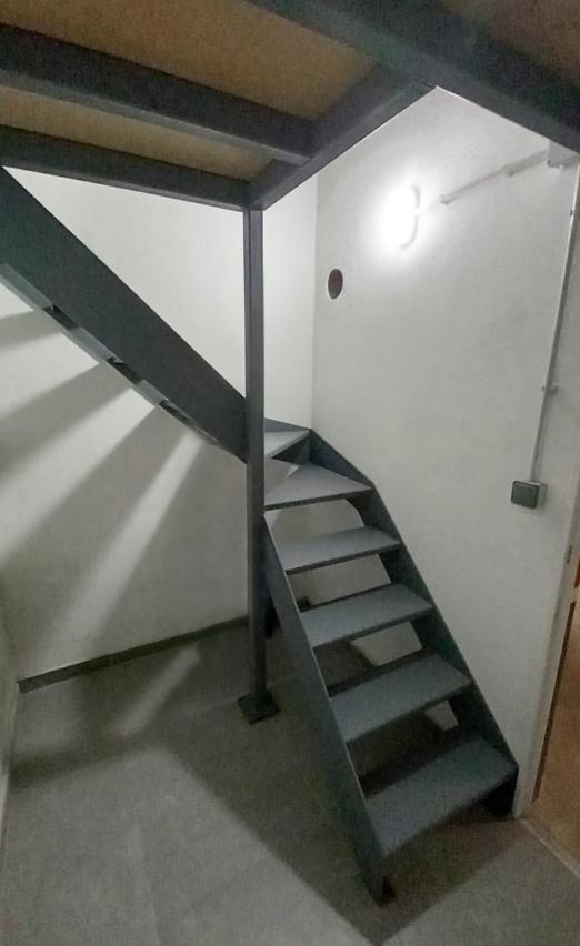 entreplantas_de_tamao_reducido_en_gipuzkoa_herreria_ibarkalde.jpg
