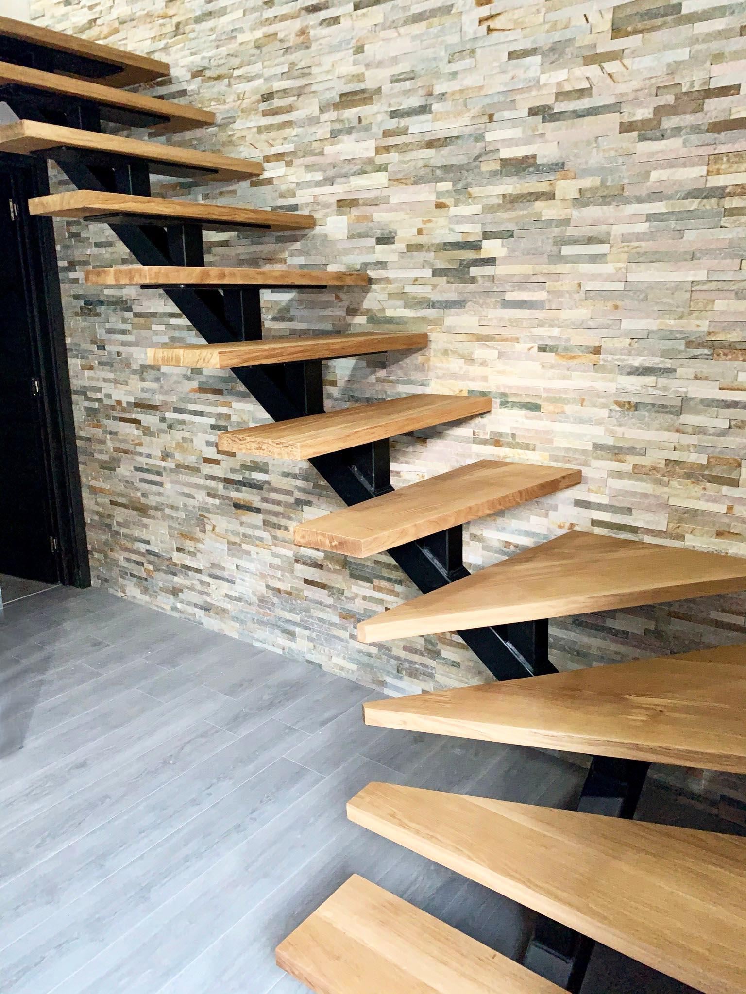 escalera_en_azagra_navarra_zanca_central.jpg