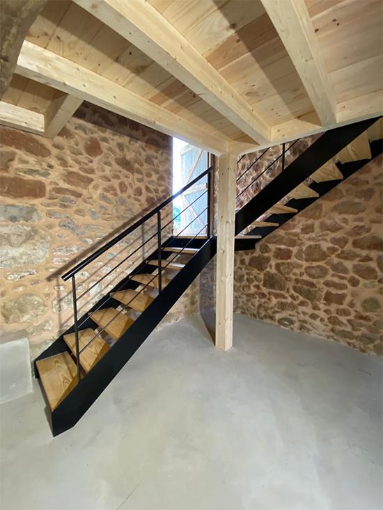 escalera_en_bujanda_gasteiz_vitoria_araba.jpg