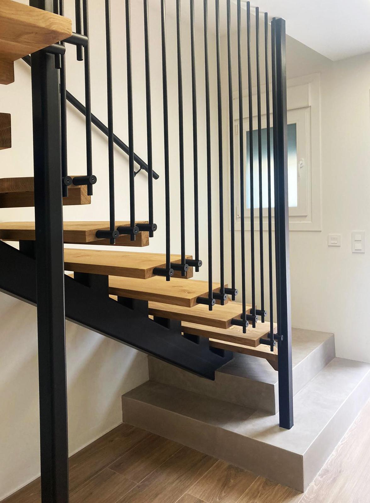 escalera_en_caparroso_navarra_zanca_central_ibarkalde.jpg