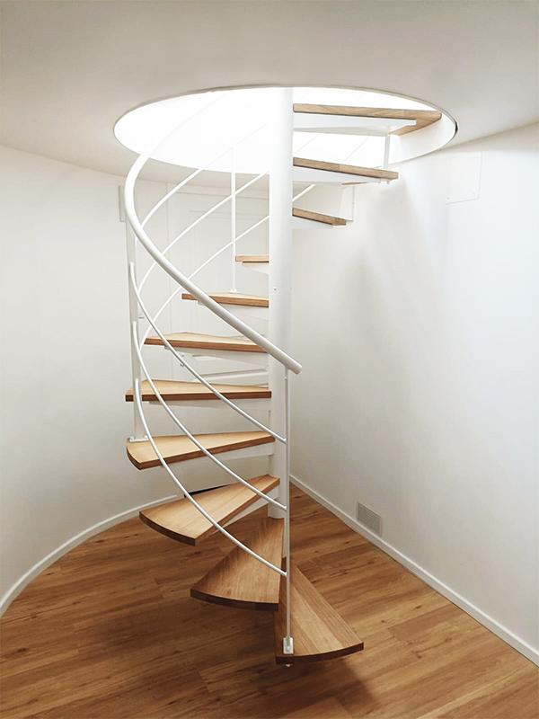 escalera_modelo_ahetze_para_espacio_reducido_petit_espaces.jpg