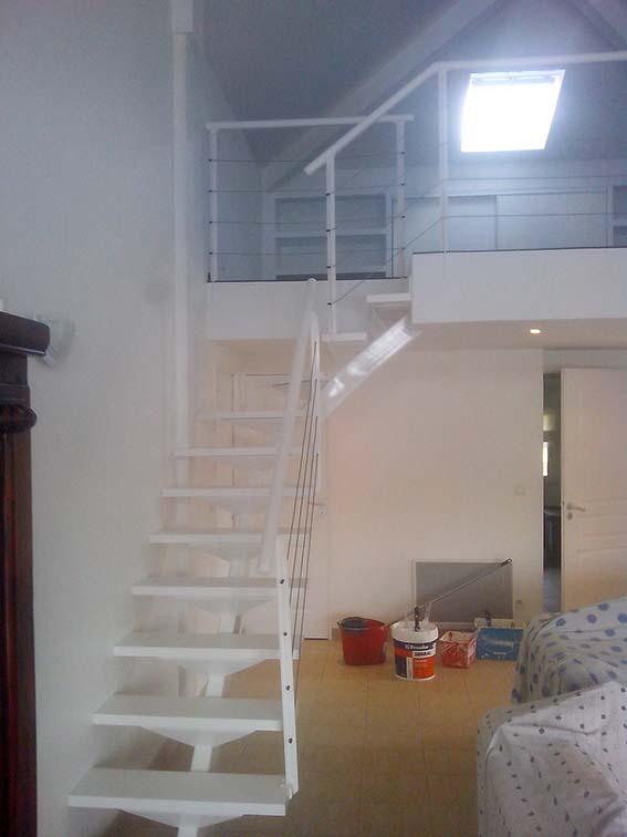 escalera_para_entreplanta_de_un_bugalow_de_hendaya_ibarkalde_sl.jpg