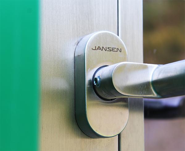 especialistas_en_carpinteria_metalica_perfil_jansen_en_gipuzkoa.jpg