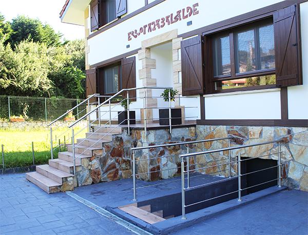 fabricacion_y_montaje_barandillas_acero_inoxidable_aisi_316.jpg