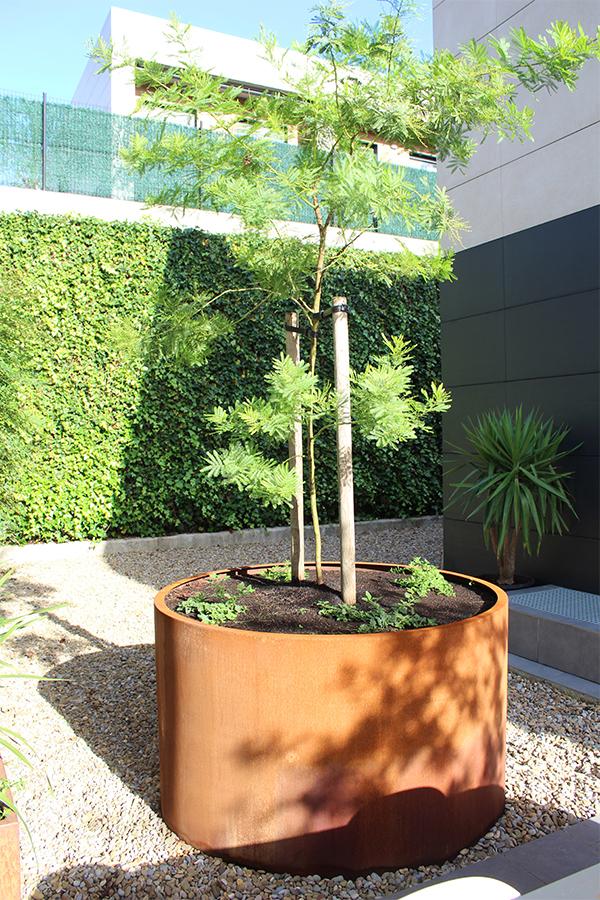fabricantes_de_jardineras_a_medida.jpg