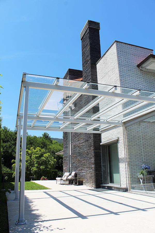 fabricants_y_montadores_de_marquesinas_de_acero_galvanizado_en_ral_7035_y_vidrio_gipuzkoa.jpg