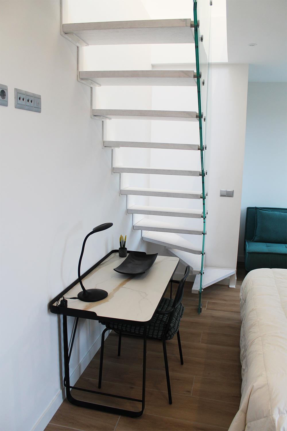 fotografias_de_escaleras_interiores_a_medida_en_zarautz_gipuzkoa.jpg
