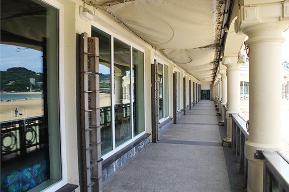 fotografias_de_la_terraza_de_bataplan_en_donostia_san_sebastian.jpg