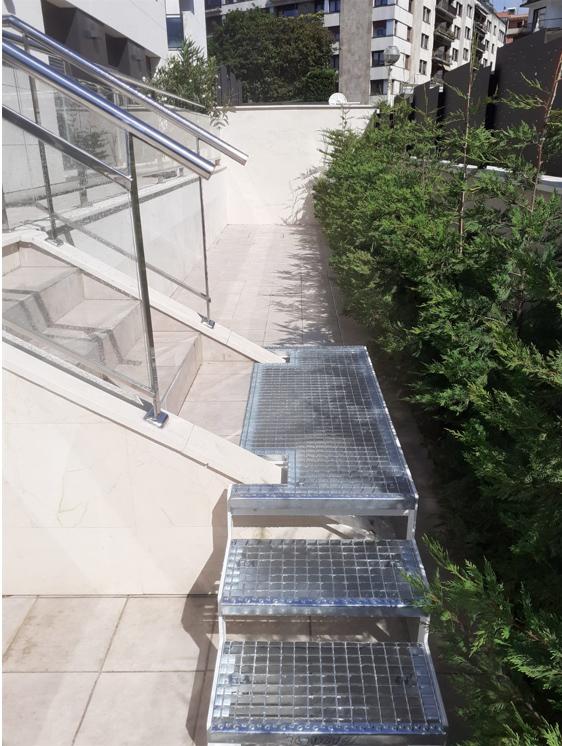 herreria_en_donostia_para_soluciones_de_escaleras_tramex.jpg