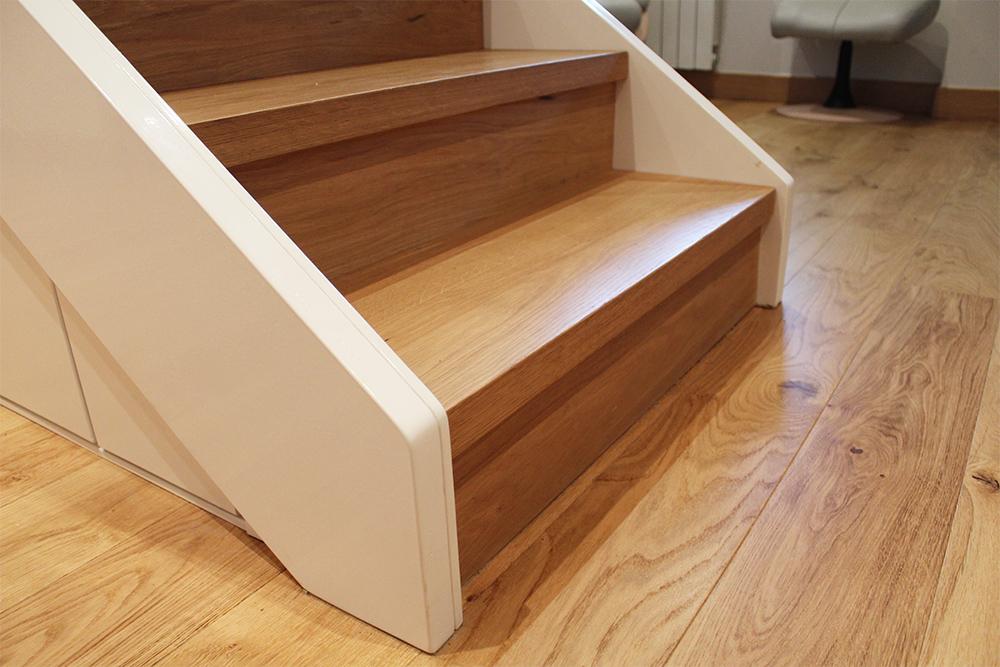 huellas_y_contrahuellas_de_madera_para_escaleras_interiores.jpg