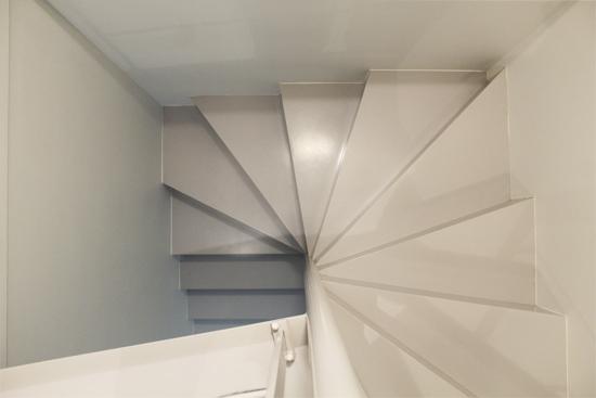 ibarkalde_especialista_en_escaleras_metalicas_de_chapa_plegada_de_acero_fabricantes.jpg