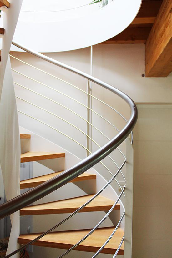 las_fotos_mas_espectaculares_de_escaleras_metalicas_y_madera_en_eibar_elgeta_gipuzkoa.jpg