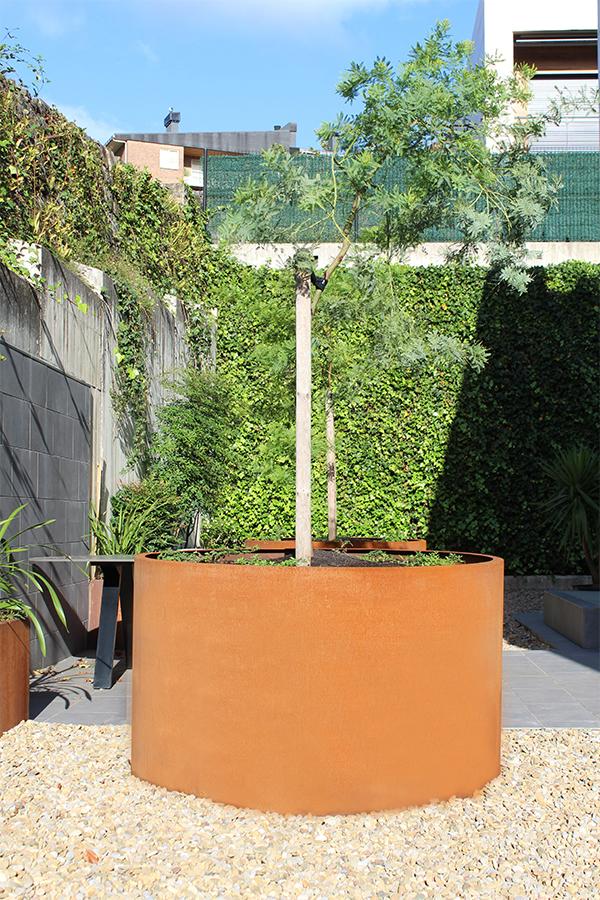 maceteras_en_acero_corten_efecto_oxidado.jpg