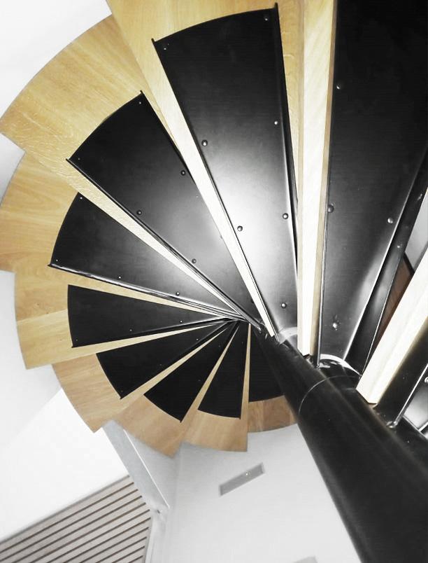 mensulas_para_escalera_helicoidal_en_gipuzkoa_urola.jpg