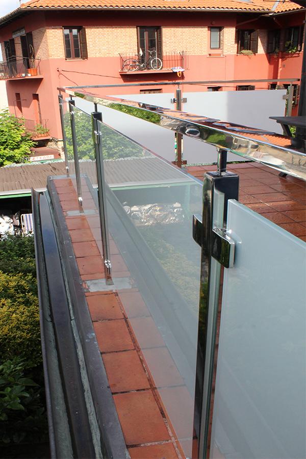 montadores_e_instaladores_de_barandilla_de_acero_inoxidable_y_vidrio.jpg