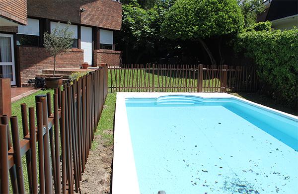 piscinas_ms_seguras_con_los_vallados_de_Ibarkalde_a_medida.jpg