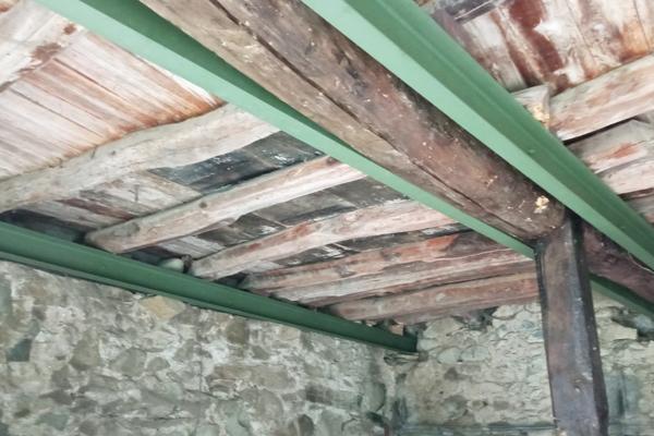 refuerzo_de_vigas_de_caserio_en_elgoibar_gipuzkoa_solivos_de_madera.jpg