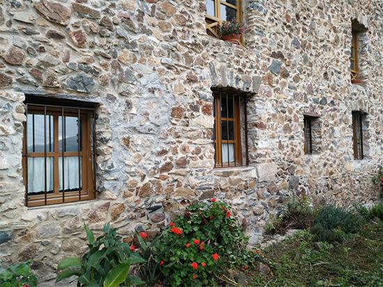 rejas_para_ventanas_en_casero_de_zumarraga.jpg