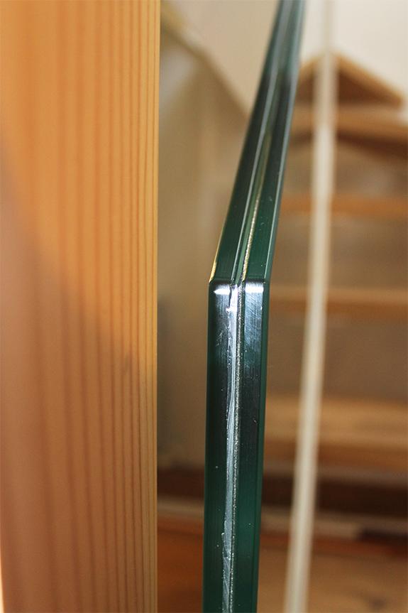 vidrio_para_escalera_metalica_en_tolosa_berastegi_gipuzkoa.jpg