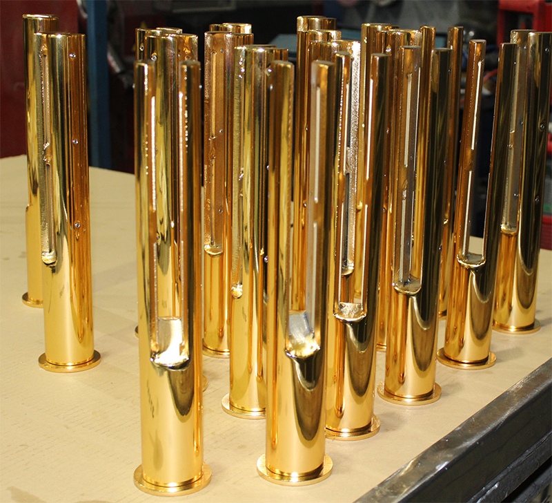 postes, bases para alojamiento de barandilla de vidrio en dorado color oro tipo latonado