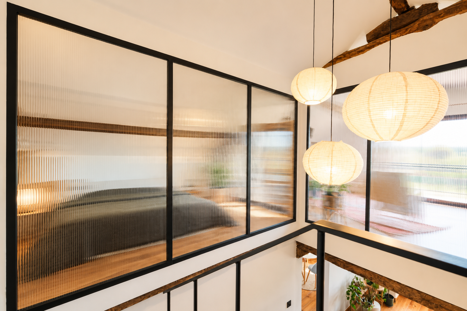 cerramientos interiores de acero y vidrio en zuia
